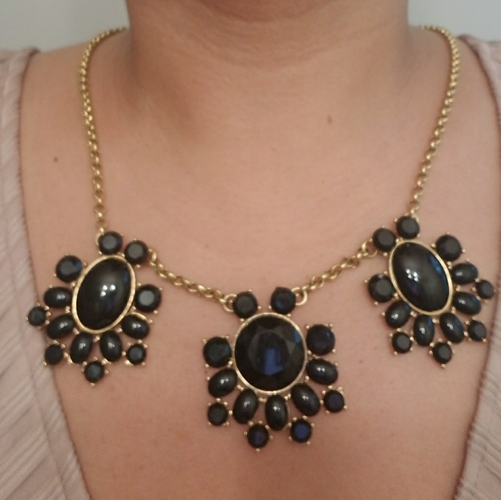 Necklace - Picture 2 of 3